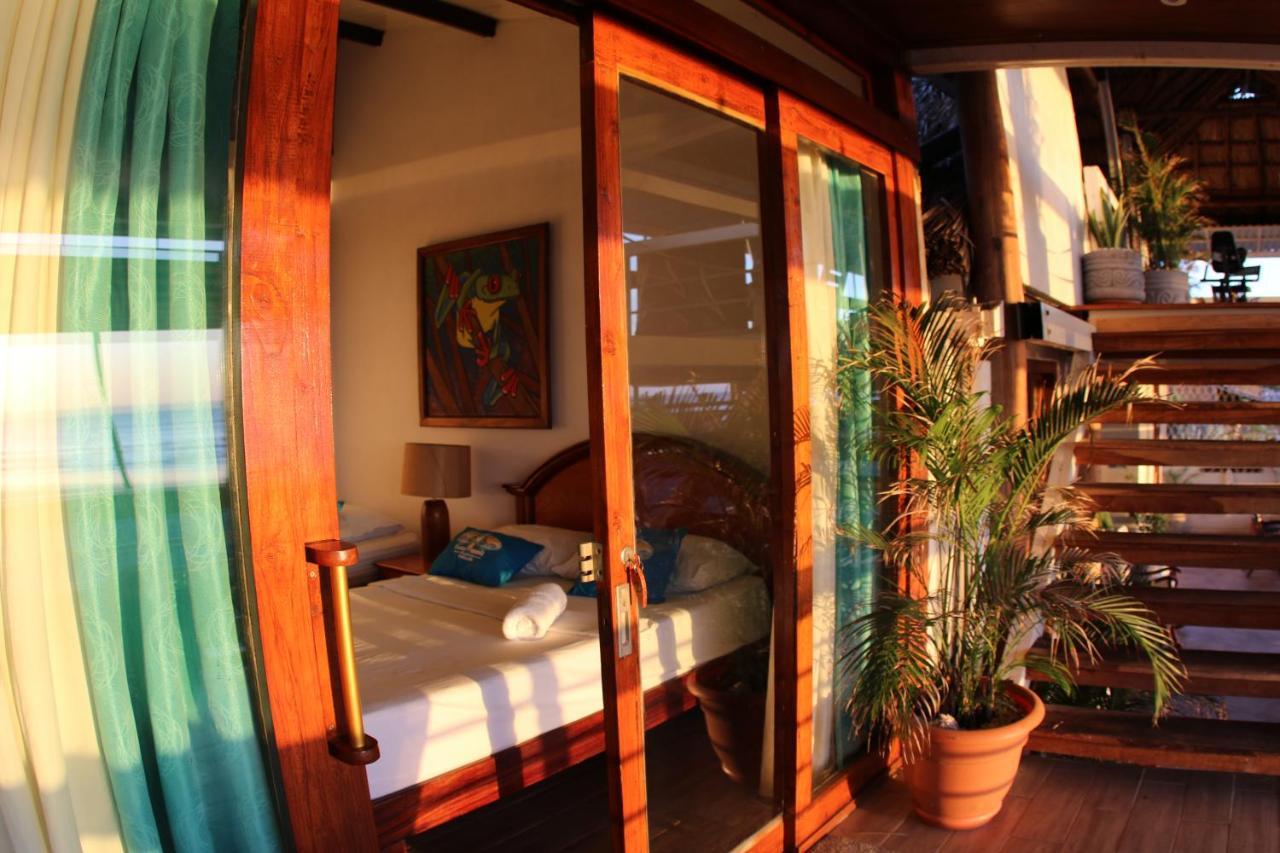 Sirena Surf Lodge Miramar Nicaragua Buitenkant foto