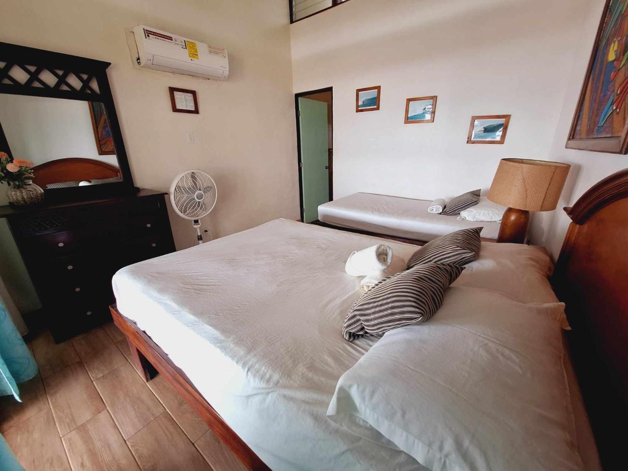 Sirena Surf Lodge Miramar Nicaragua Buitenkant foto
